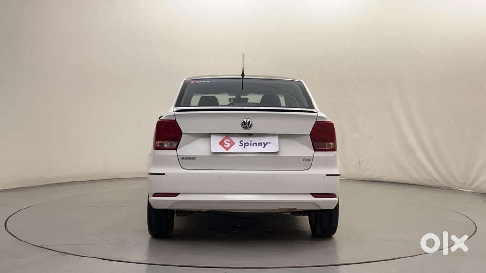 Volkswagen Ameo 1.5 Tdi Highline At 16 Alloy, 2019, Diesel