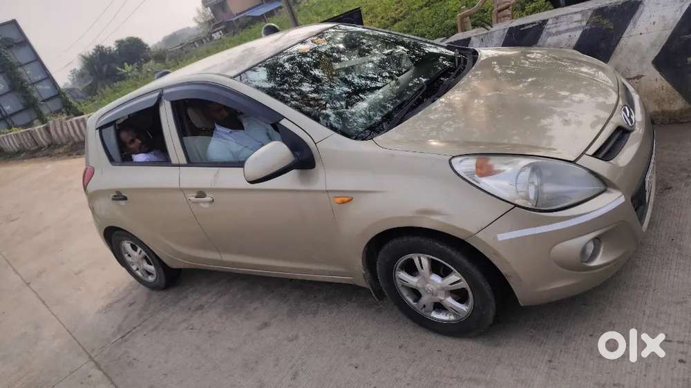 Hyundai I20 2010 Petrol 120000 Km Driven