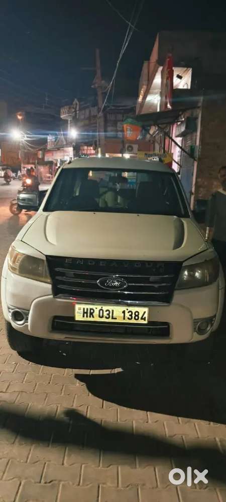Ford Endeavour 2010 Diesel 4x4 At