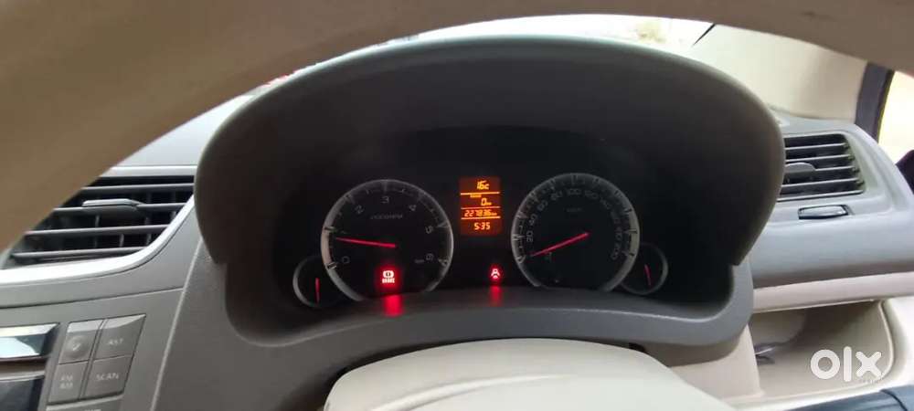 Maruti Suzuki Ertiga 2013 Diesel Zdi Bs 4 M