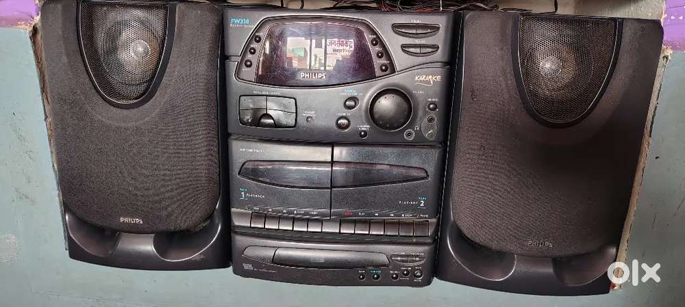 Philips FW 330 Hi Fi Music System.