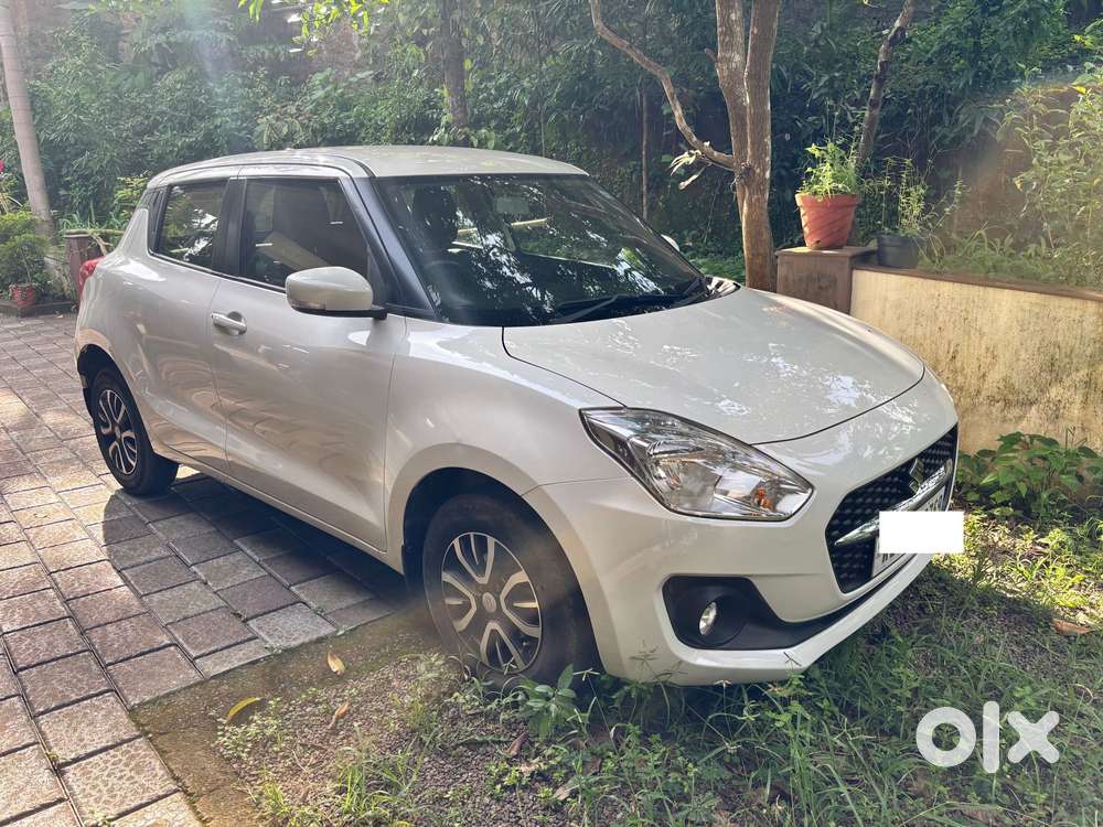 Maruti Suzuki Swift Vxi + Manual, 2021, Petrol