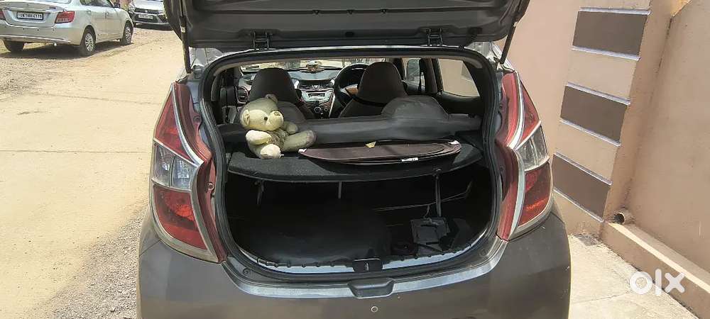 Hyundai Eon Magna Plus 092012 Petrol+lpg 68000 Km Driven