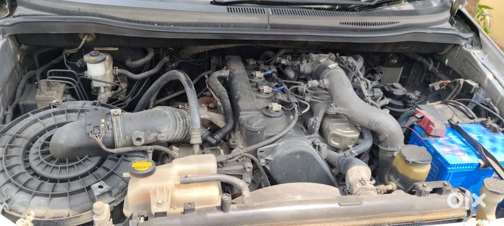 Toyota Innova 2.5 G (diesel) 8 Seater Bs Iv, 2014, Diesel