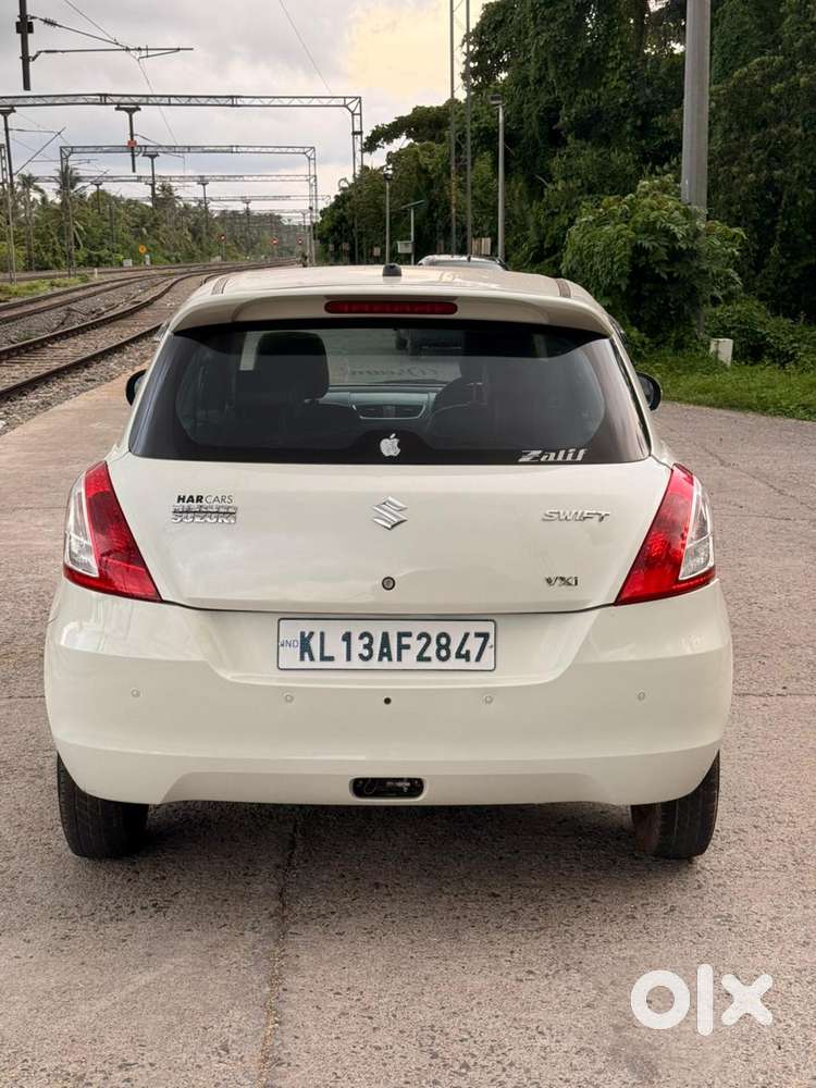 Maruti Suzuki Swift Vxi, 2015, Petrol