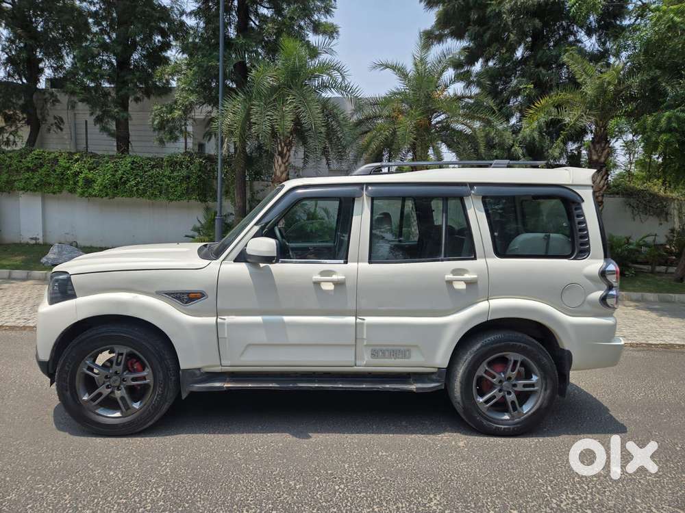 Mahindra Scorpio S6 Plus, 2015, Diesel