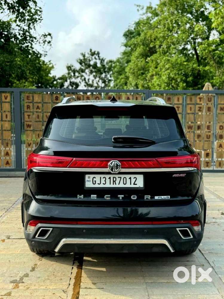 Mg Hector Plus Savvy Pro 1.5 Turbo Petrol Cvt 6 Str Dual Tone, 2023,..