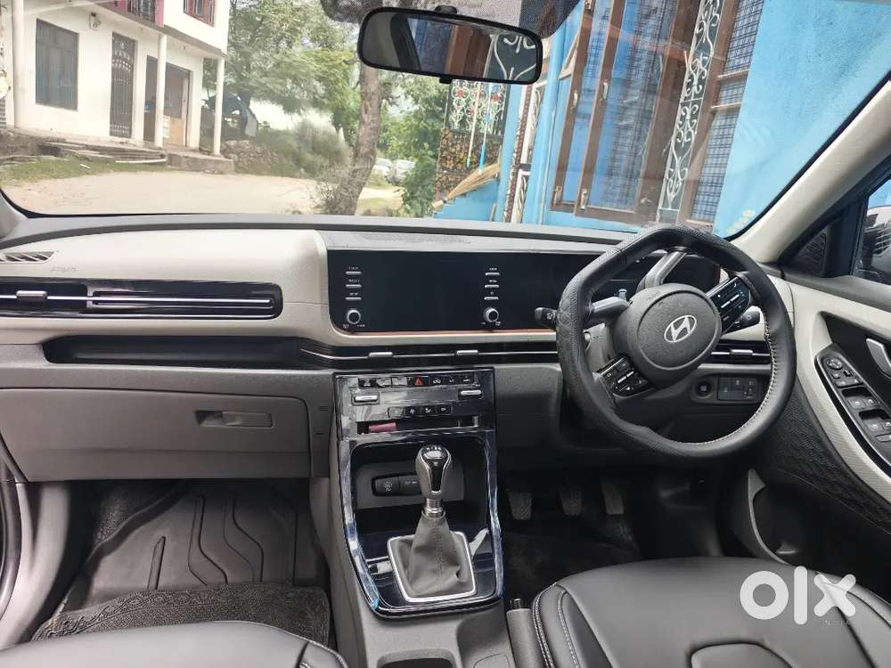 Hyundai Creta Facelift 2025 Petrol Manual Fresh Showroom Condition
