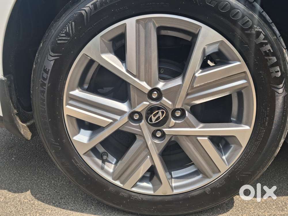 Hyundai Verna Sx Petrol At, 2025, Petrol