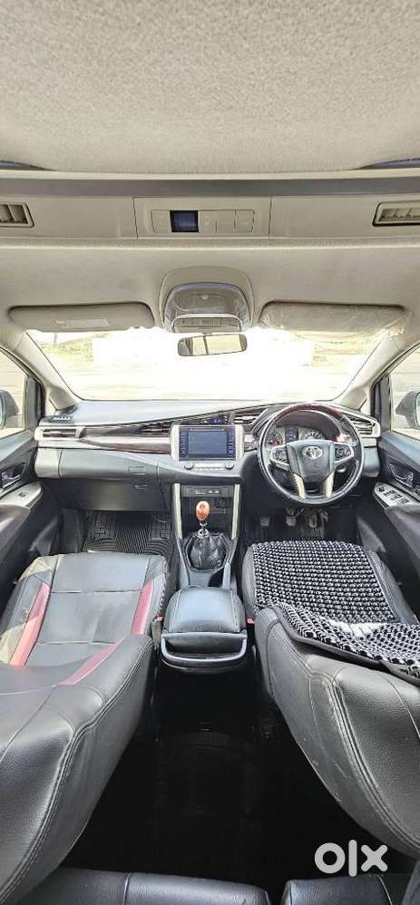 Toyota Innova Crysta 2.4 V, 2016, Diesel