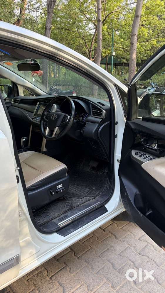 Toyota Innova Crysta [2020-ongoing] 2.4 Zx 7 Str, 2020, Diesel