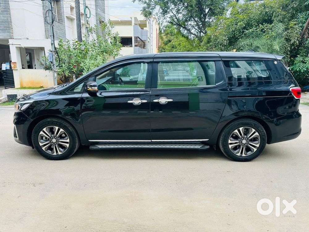 Kia Carnival Premium, 2020, Diesel