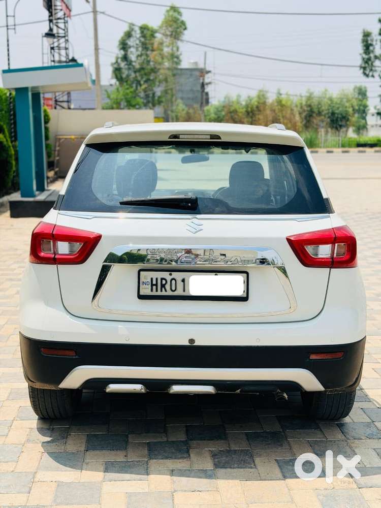 Maruti Suzuki Brezza 1.5 Zxi Smart Hybrid, 2021, Petrol