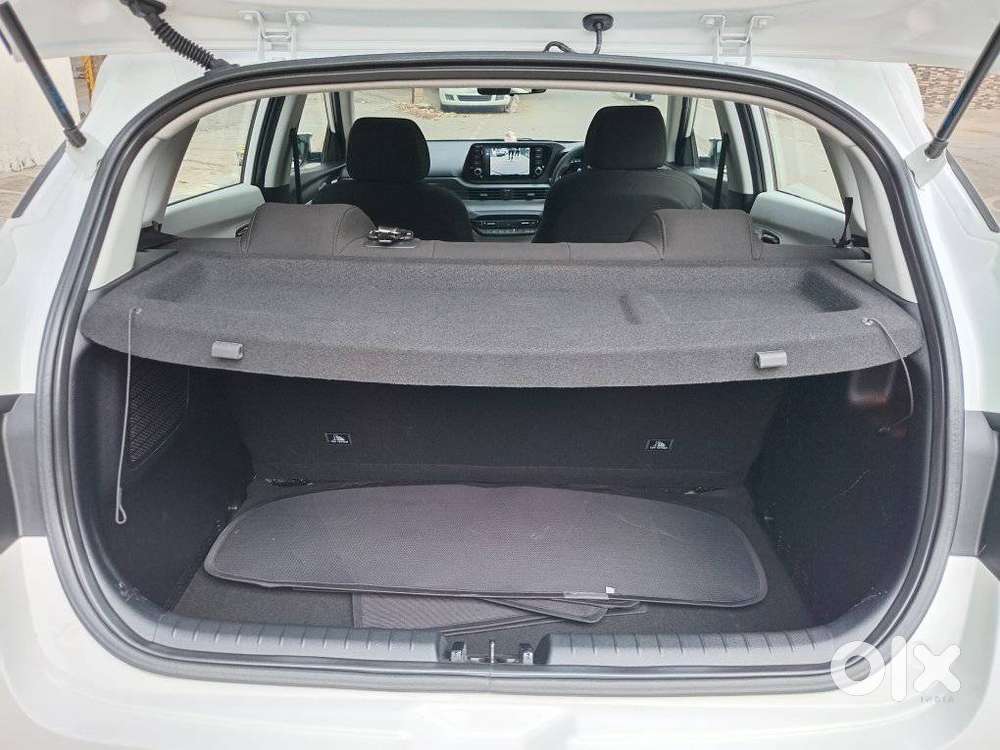 Hyundai New I20 1.2 Asta Mt, 2024, Petrol