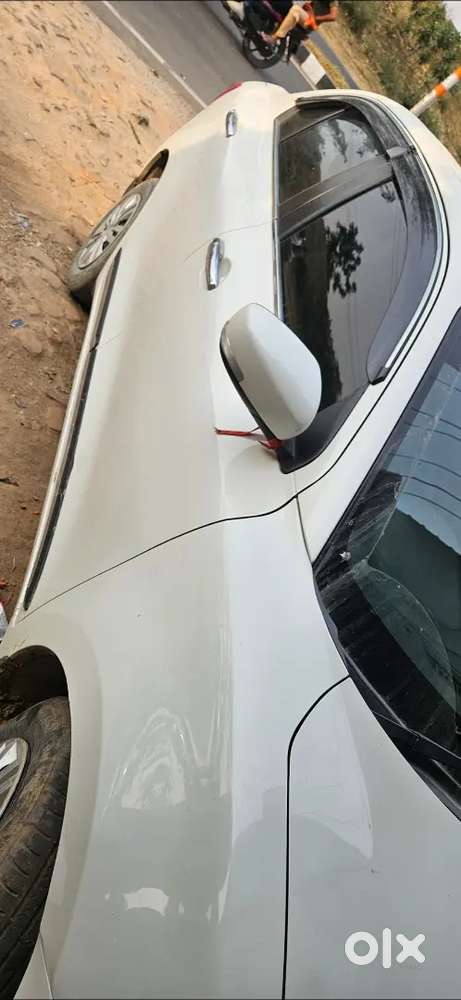 Maruti Suzuki Dzire 2023 Petrol 61000 Km Driven
