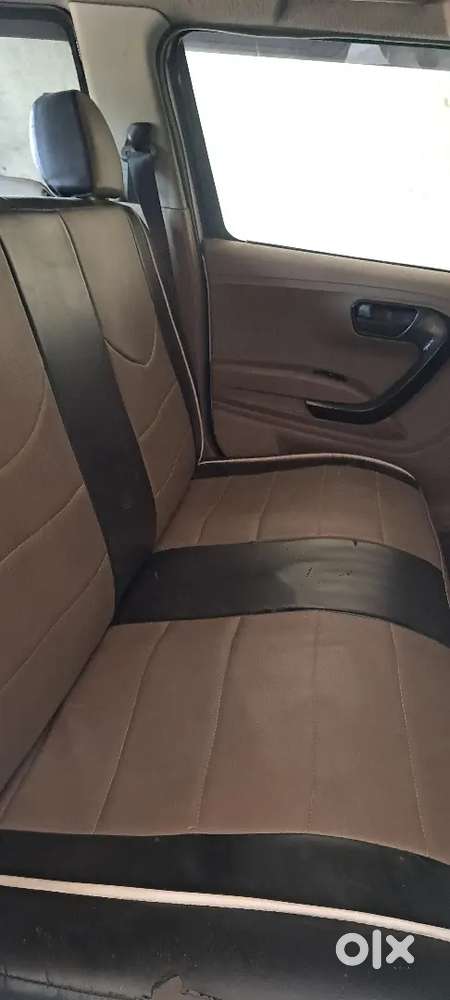 Mahindra Tuv 300 2017 Diesel 80000 Km Driven