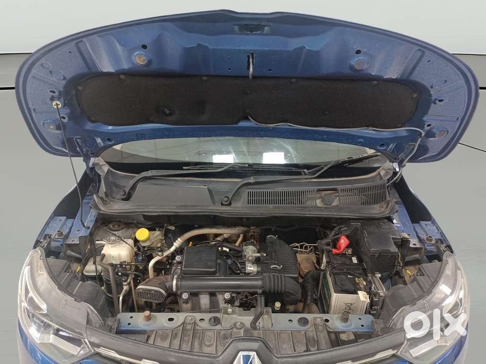 Renault Triber Rxz Easy-r Amt, 2023, Petrol