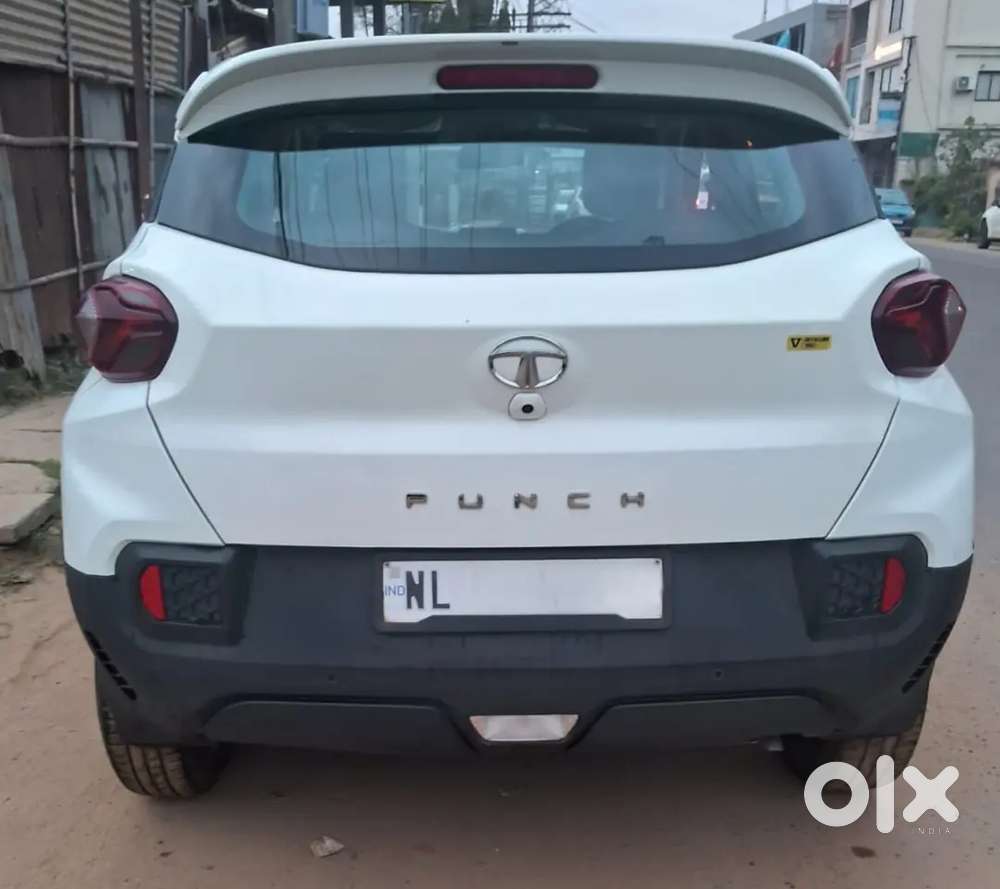Tata Punch 2023 Petrol 33000 Km Driven
