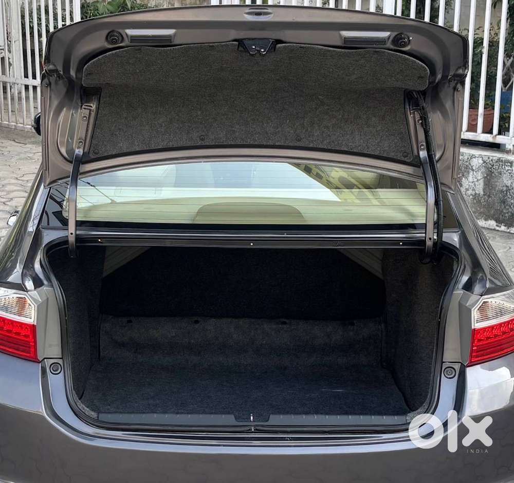 Honda City Zx Automatic Cvt 2017, 39500 Kms Chandigarh Registration.