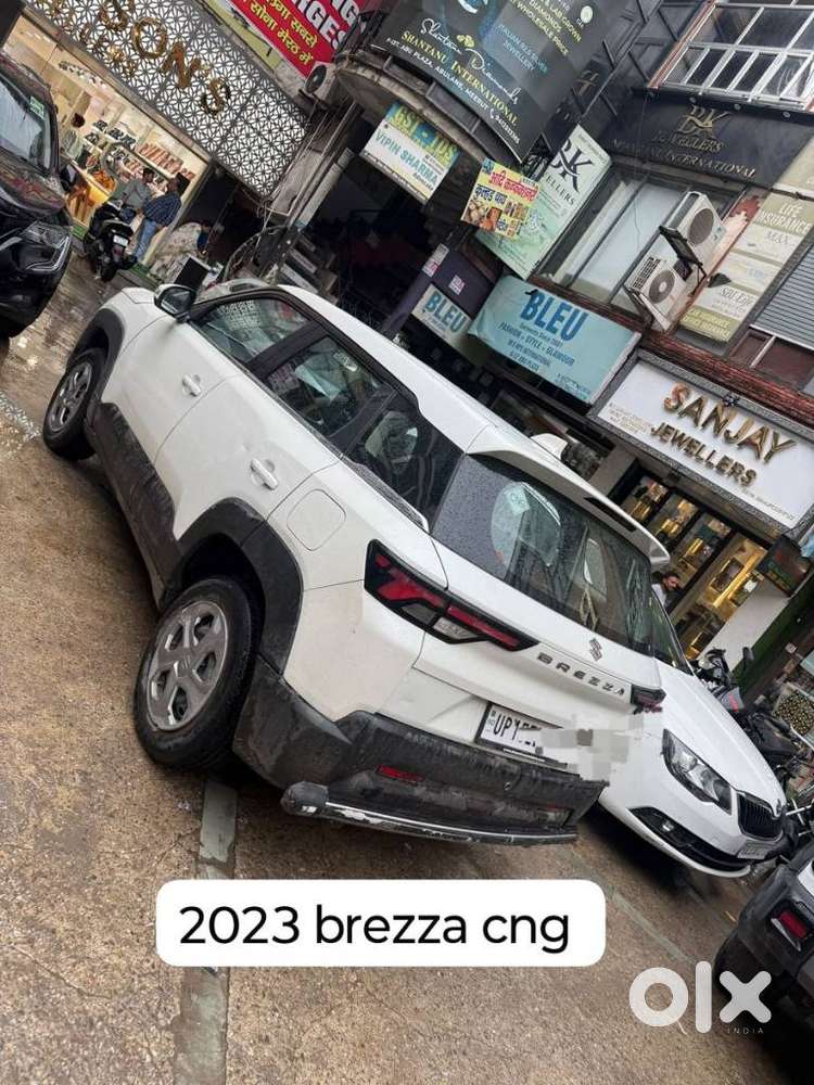 Maruti Suzuki Brezza 1.5 Vxi Cng, 2023, Cng & Hybrids