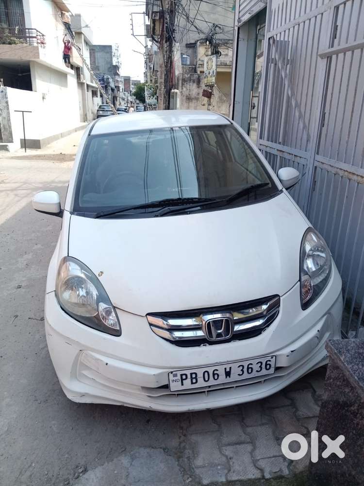 Honda Amaze Diesel 2013