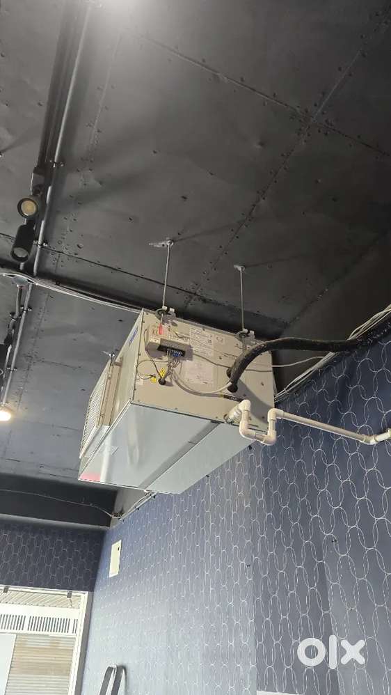 Blue star duct Ac