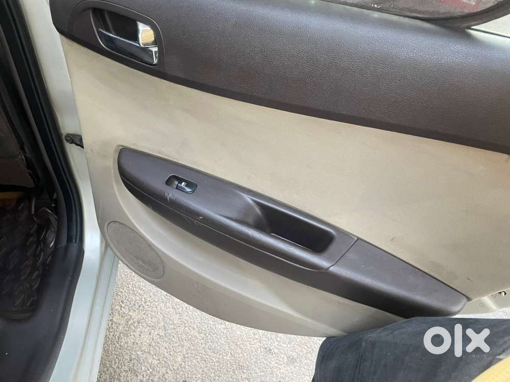 Hyundai I20 2012 Cng & Hybrids Well Maintained