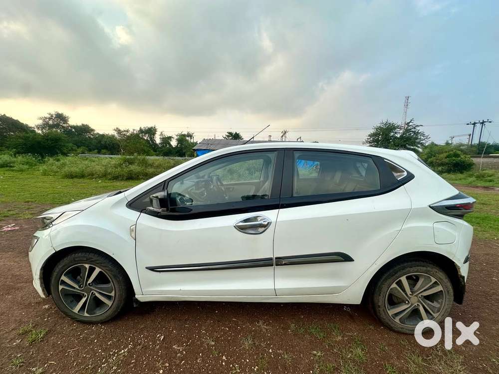 Tata Altroz 1.2 Xz (o), 2021, Petrol
