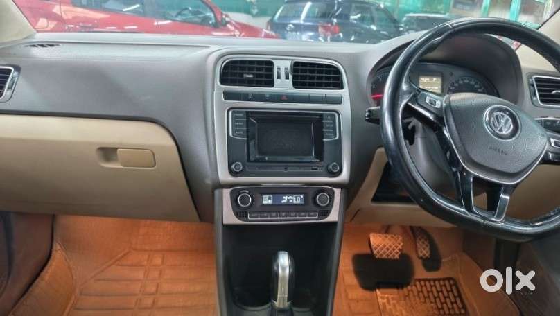 Volkswagen Vento 1.2 Tsi Highline At, 2017, Petrol