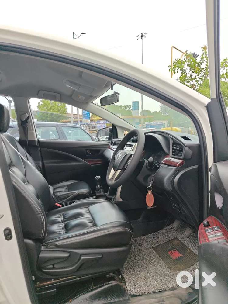 Toyota Innova Crysta 2.4 G Mt 7 Str, 2020, Diesel