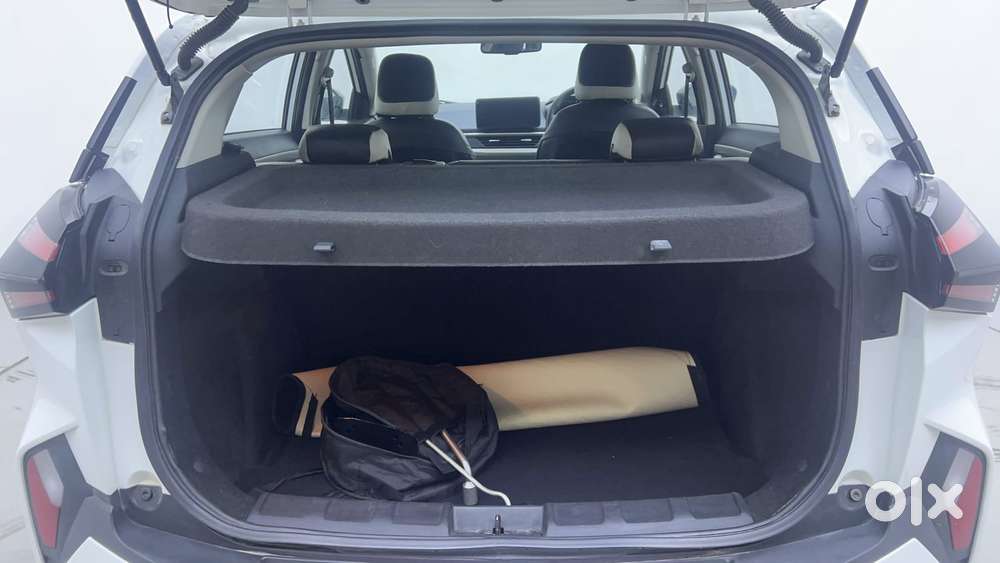 Tata Nexon Creative Plus 1.2 Revotron Petrol 6 Mt, 2024, Petrol