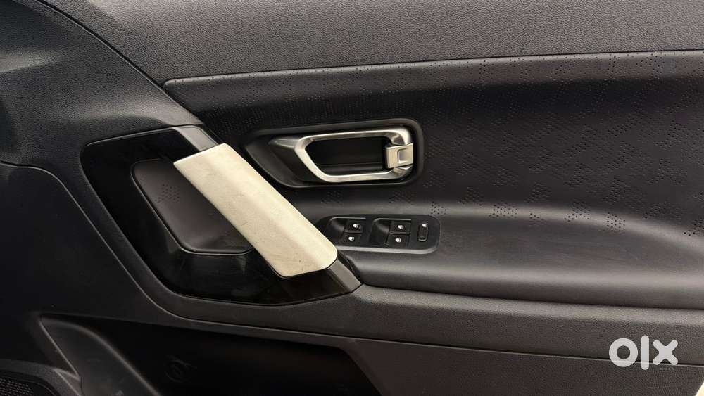 Tata Harrier Fearless Plus Dual Tone, 2024, Diesel