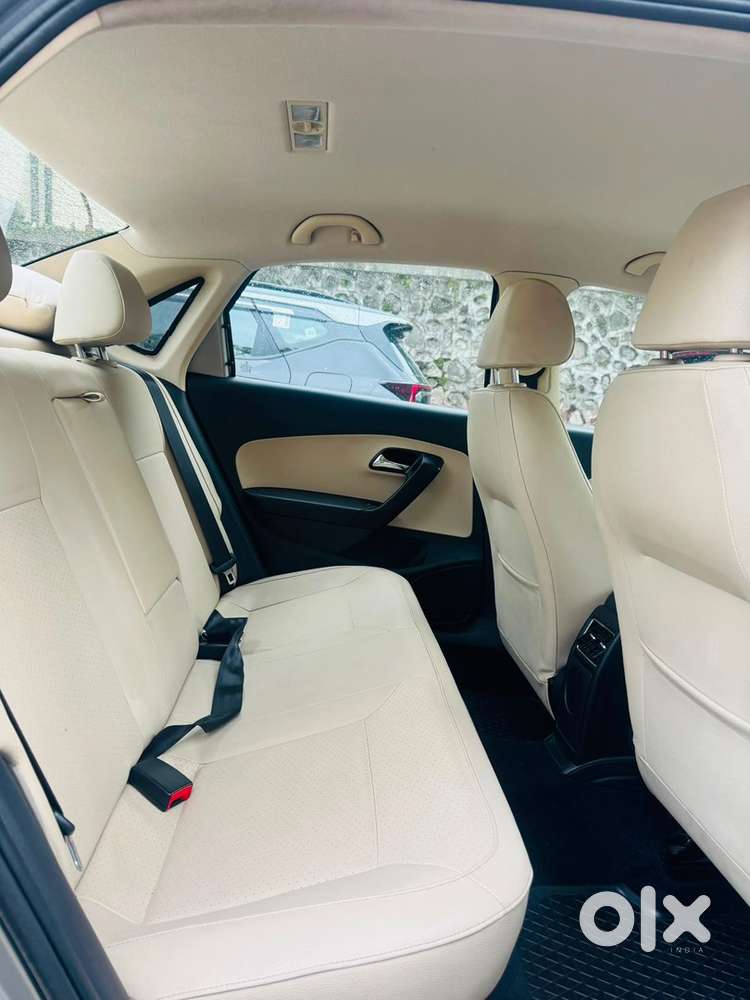 Skoda Rapid Elegance Petrol 2017
