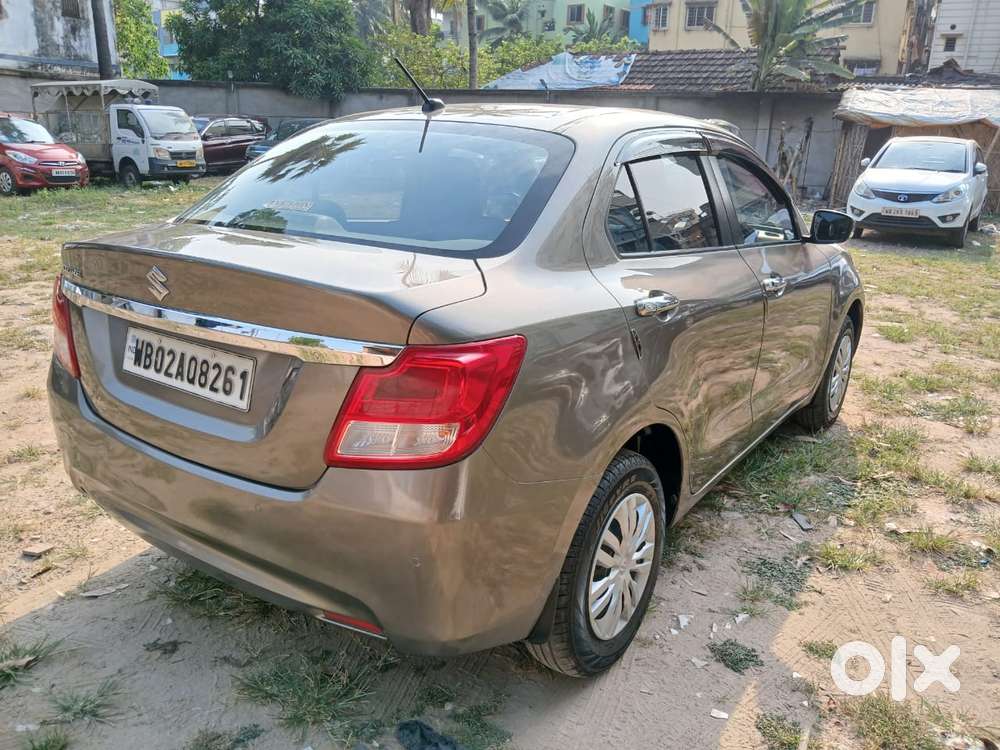 Maruti Suzuki Dzire 1.2 Vxi, 2021