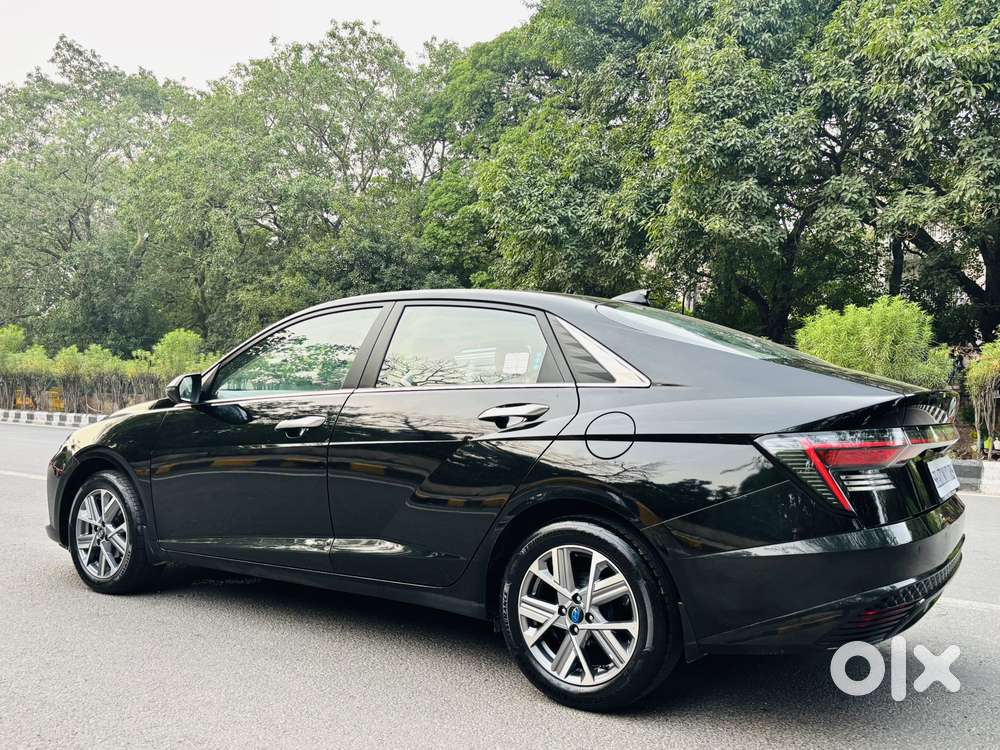 Hyundai Verna Sx(o) Petrol At, 2023, Petrol