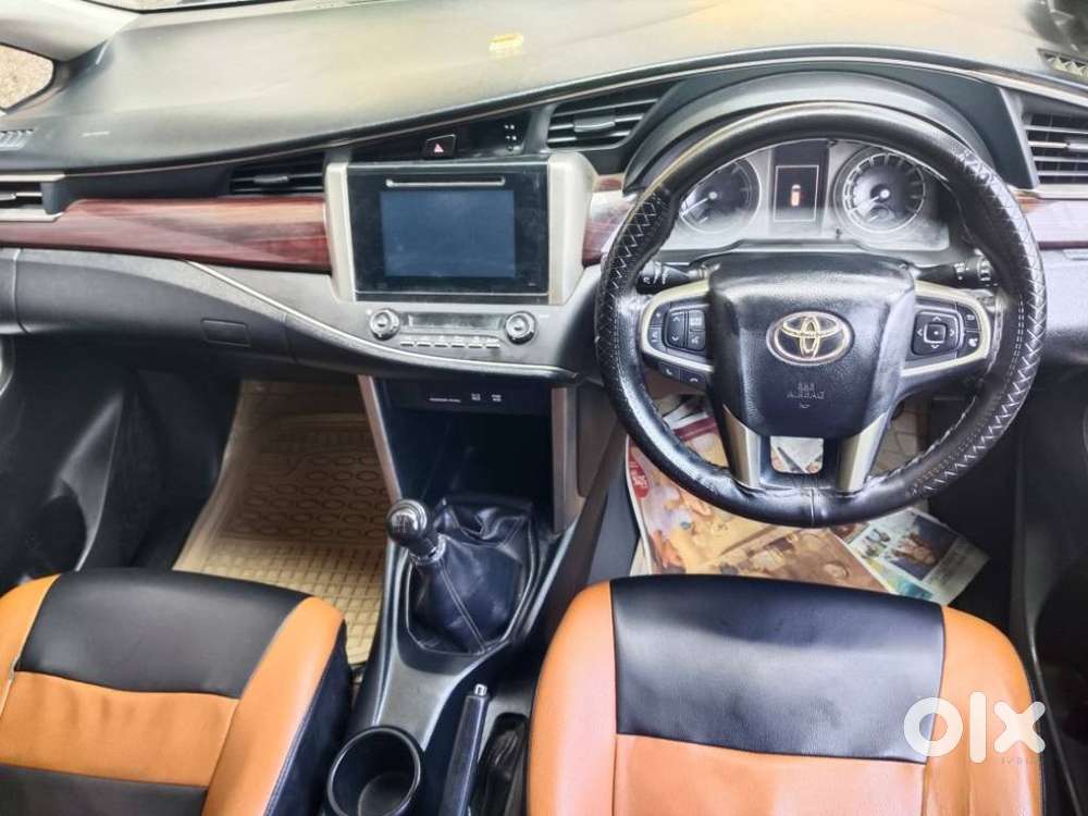 Toyota Innova Crysta 2.4 G Mt 8s, 2017, Diesel