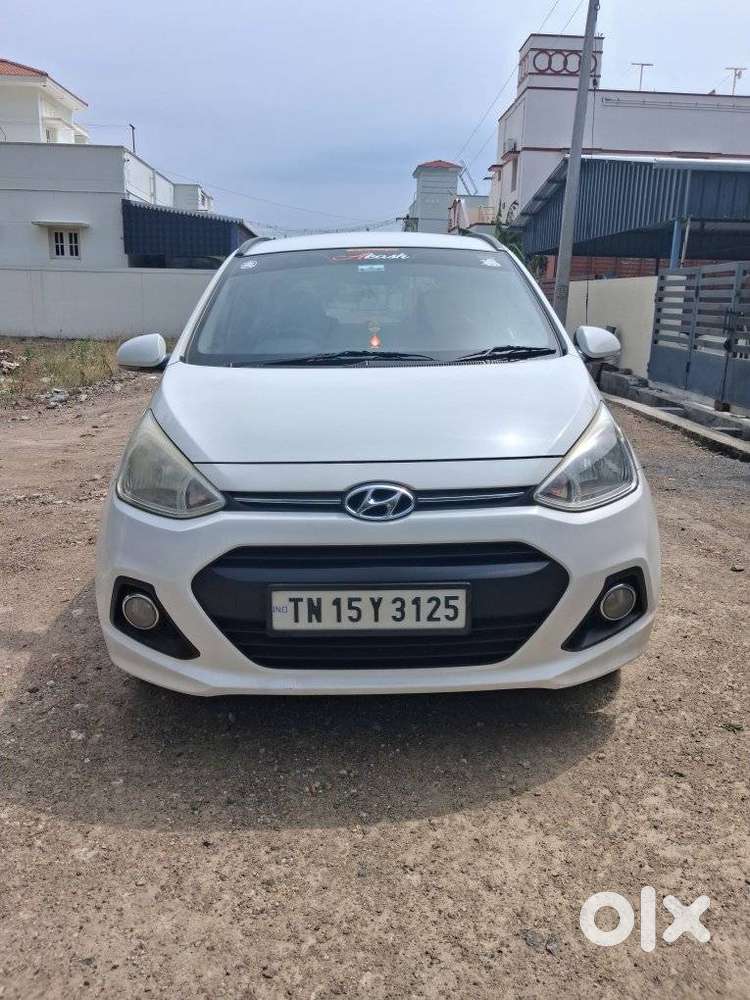 Hyundai Grand I10 Sportz, 2014, Petrol