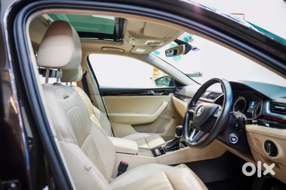 Skoda Superb 2.0 L&k Tsi At, 2021, Petrol