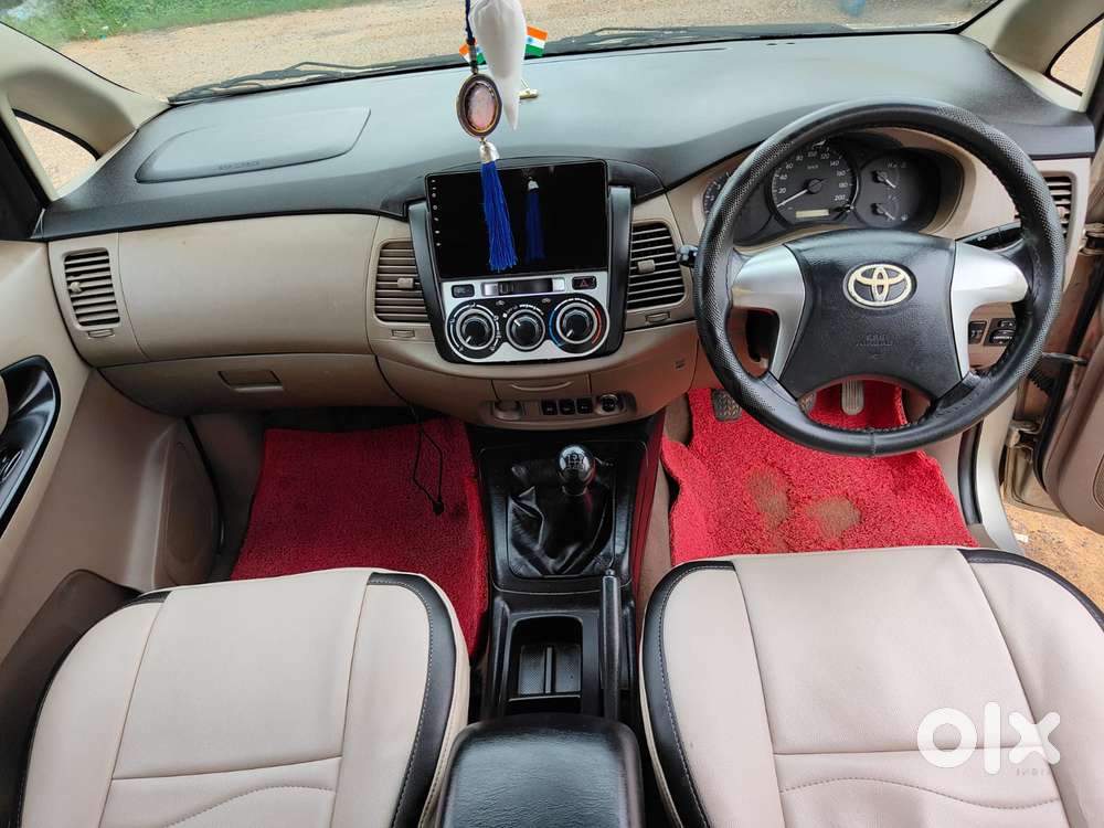 Toyota Innova 2.0 Gx 8 Seater, 2015, Diesel