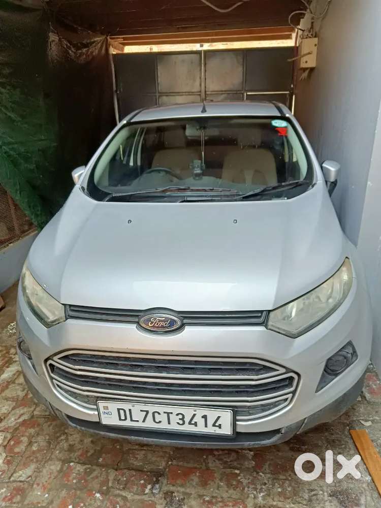 Ford Ecosport 2015 Petrol 95000 Km Driven With Service Record