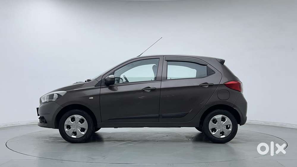 Tata Tiago 1.2 Revotron Xt, 2018, Petrol