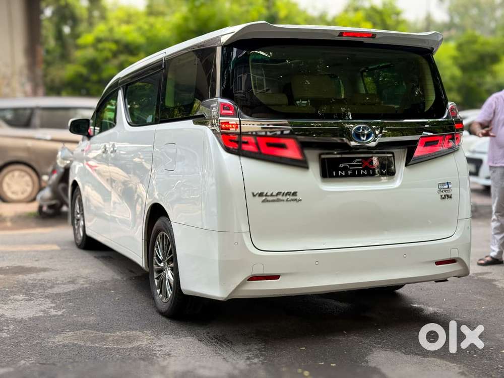 Toyota Vellfire Vip – Executive Lounge, 2021, Petrol