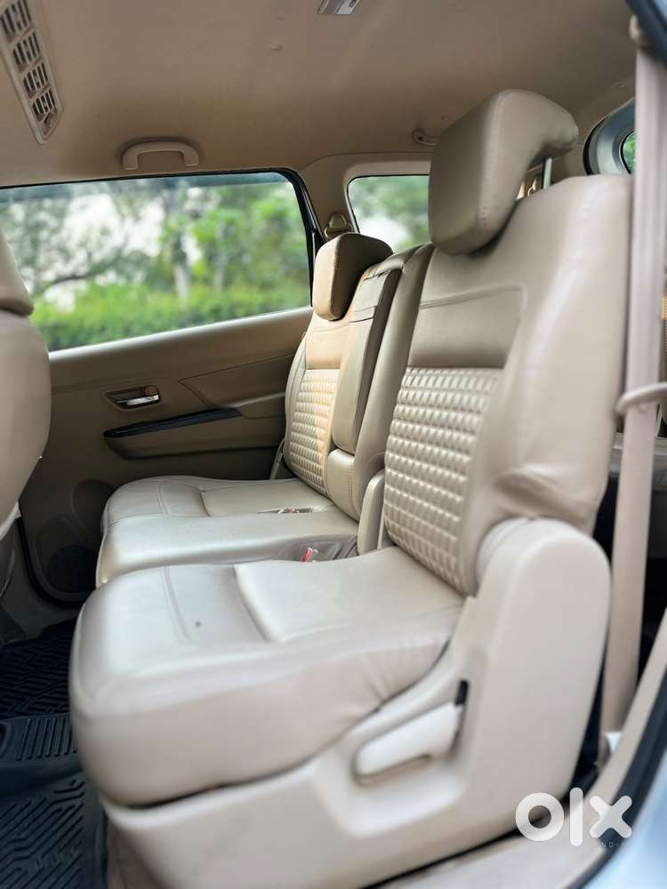 Maruti Suzuki Ertiga 1.4 Vxi Cng Anniversary Edition, 2022, Cng & Hy..
