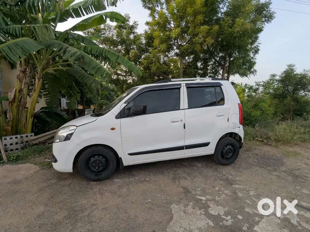 Tyre 50% Car Good Condition