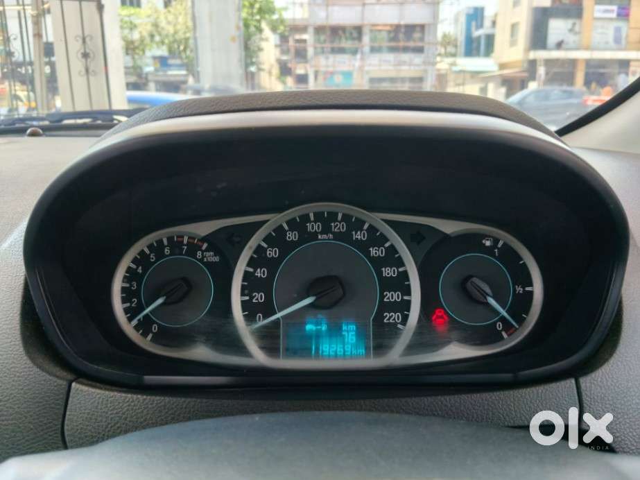 Ford Figo 1.2p Titanium Mt, 2015, Petrol