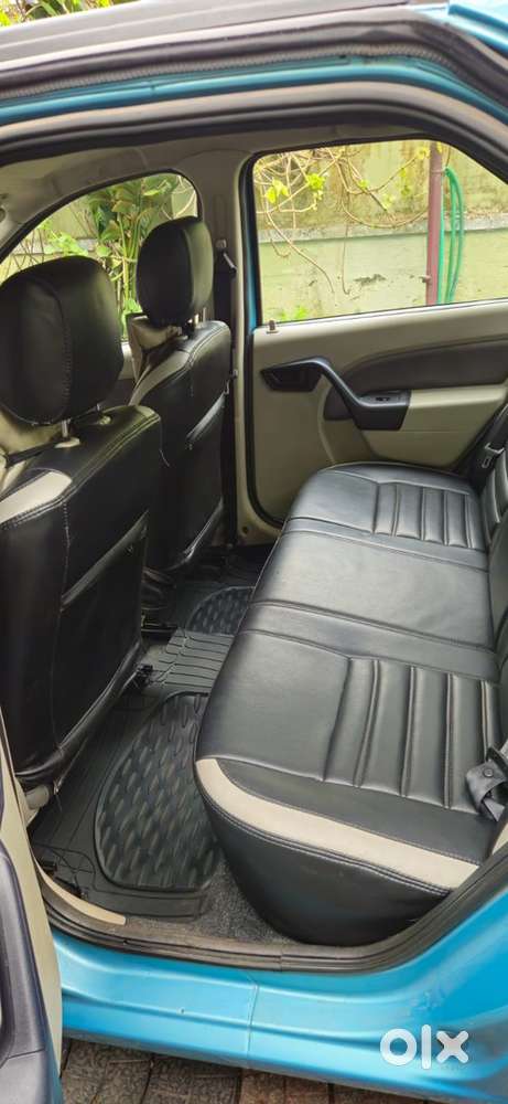 Lady Used Mahindra Verito Vibe Diesel In Good Condition