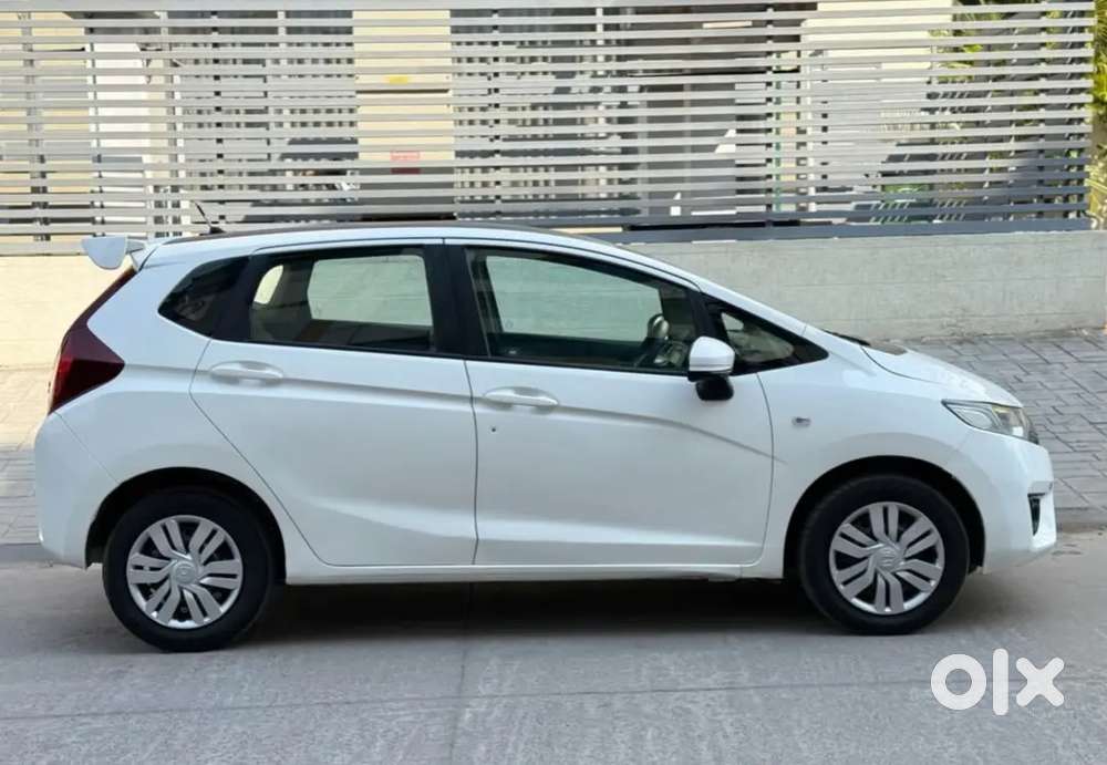 Honda Jazz 2015 Diesel 72000 Km Driven