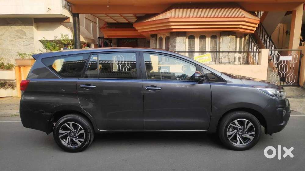 Toyota Innova Crysta [2020-ongoing] 2.4 Gx At 8 Str, 2021, Diesel