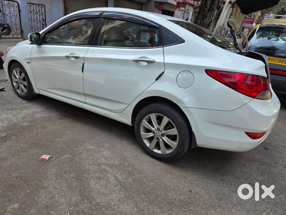 Hyundai Verna Fluidic 1.6 Vtvt Sx Automatic, 2012, Petrol