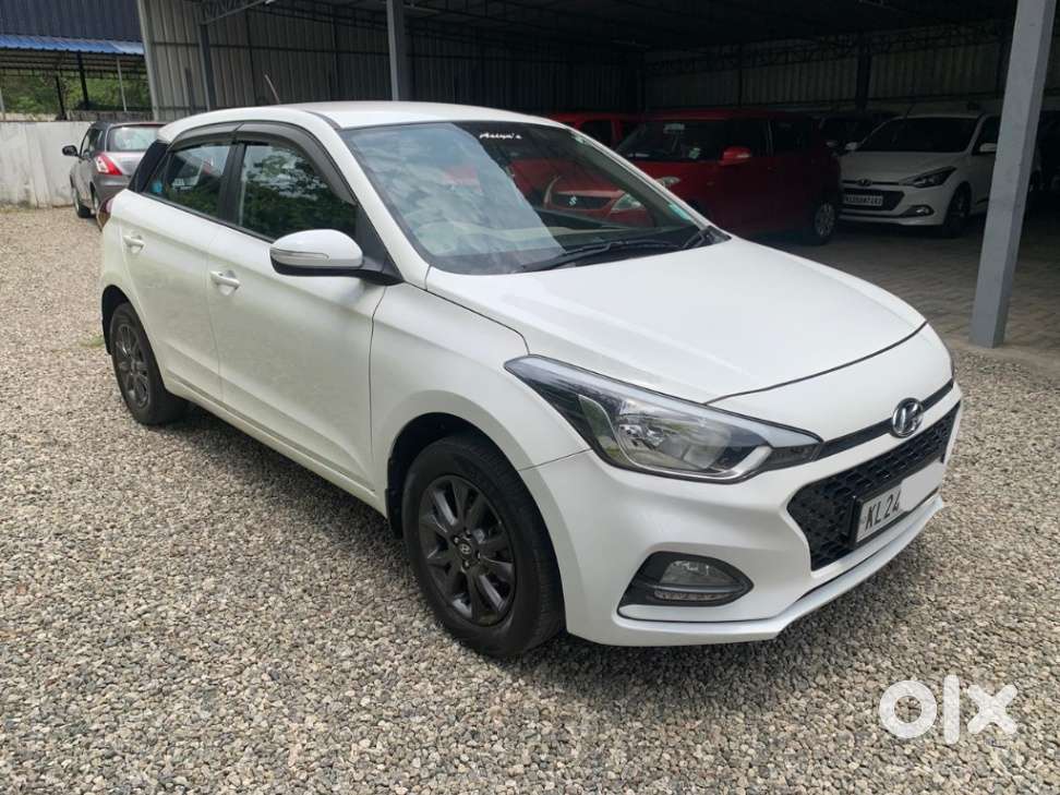 Hyundai I20 Asta (o) 1.2 Mt, 2019, Petrol